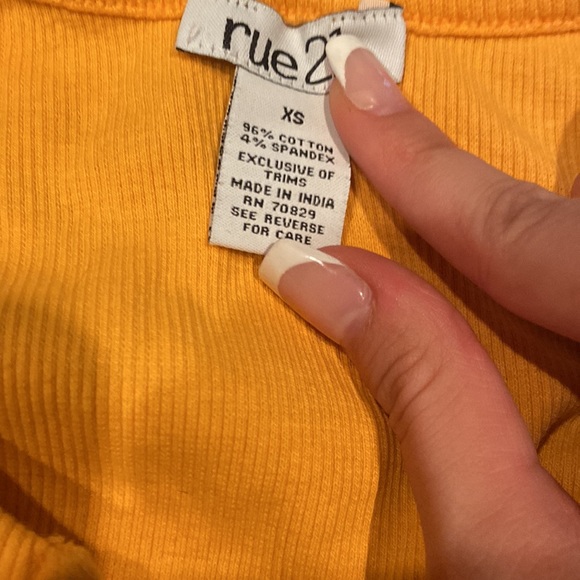 orange crop top - Picture 2 of 2